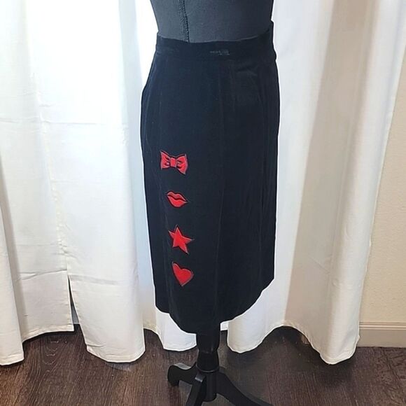 ESCADA by Magaretha Ley Vintage Black Velvet Pencil Skirt - Picture 2 of 15